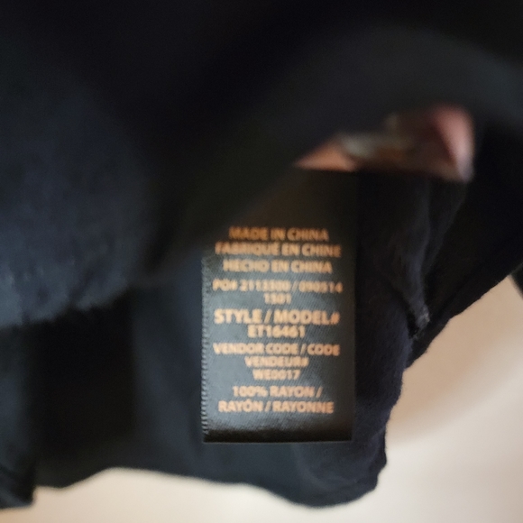 Ella Moss Cold Shoulder Black Top Size M - Picture 6 of 6